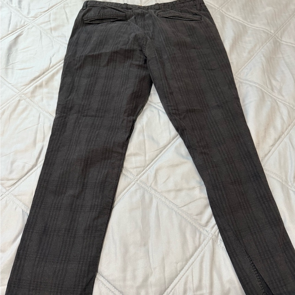 Dockers Men's black and charcoal plaid  Chinos
